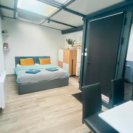 Val D'europe Eva Guest house